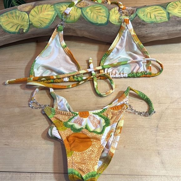 Colleen Kelly Designs retro bikini - Picture 9 of 9